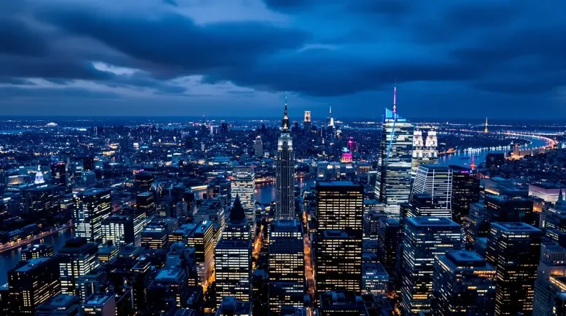 城市天际线夜景，万家灯火的浪漫 - 人人美剧